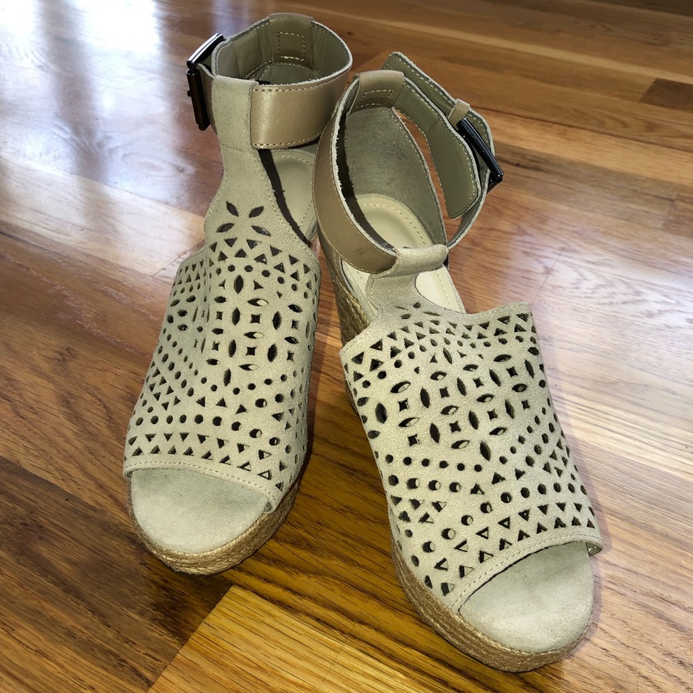 Marc Fisher Hasina Wedge Sandal 6.5M Natural